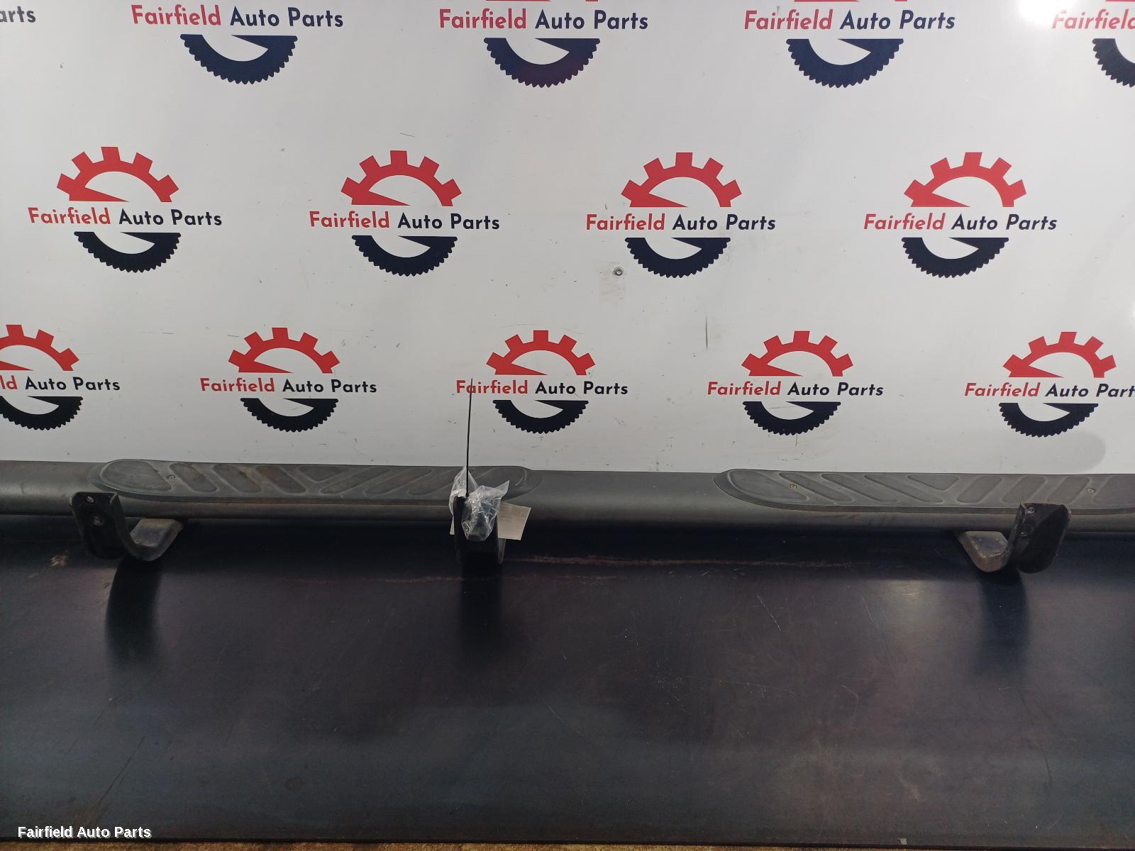 2005-2015 Nissan Navara Side Step Skirt