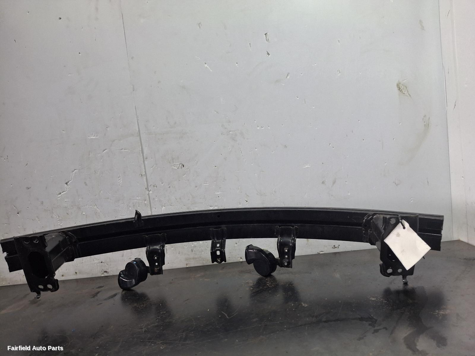 2006-2020 Toyota Tarago F Bar Reinforc Brack