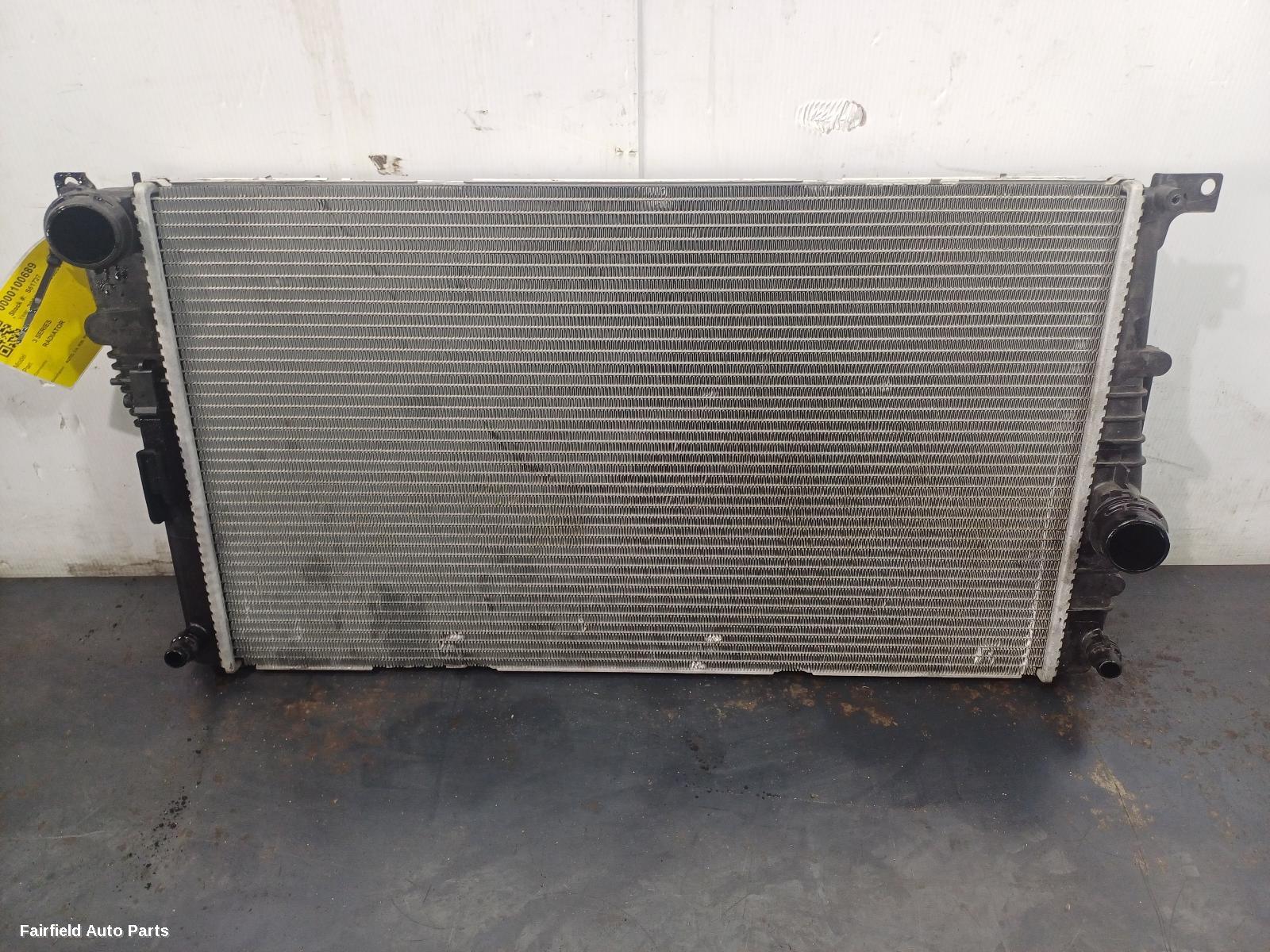 2011-2016 Bmw 3 Series Radiator