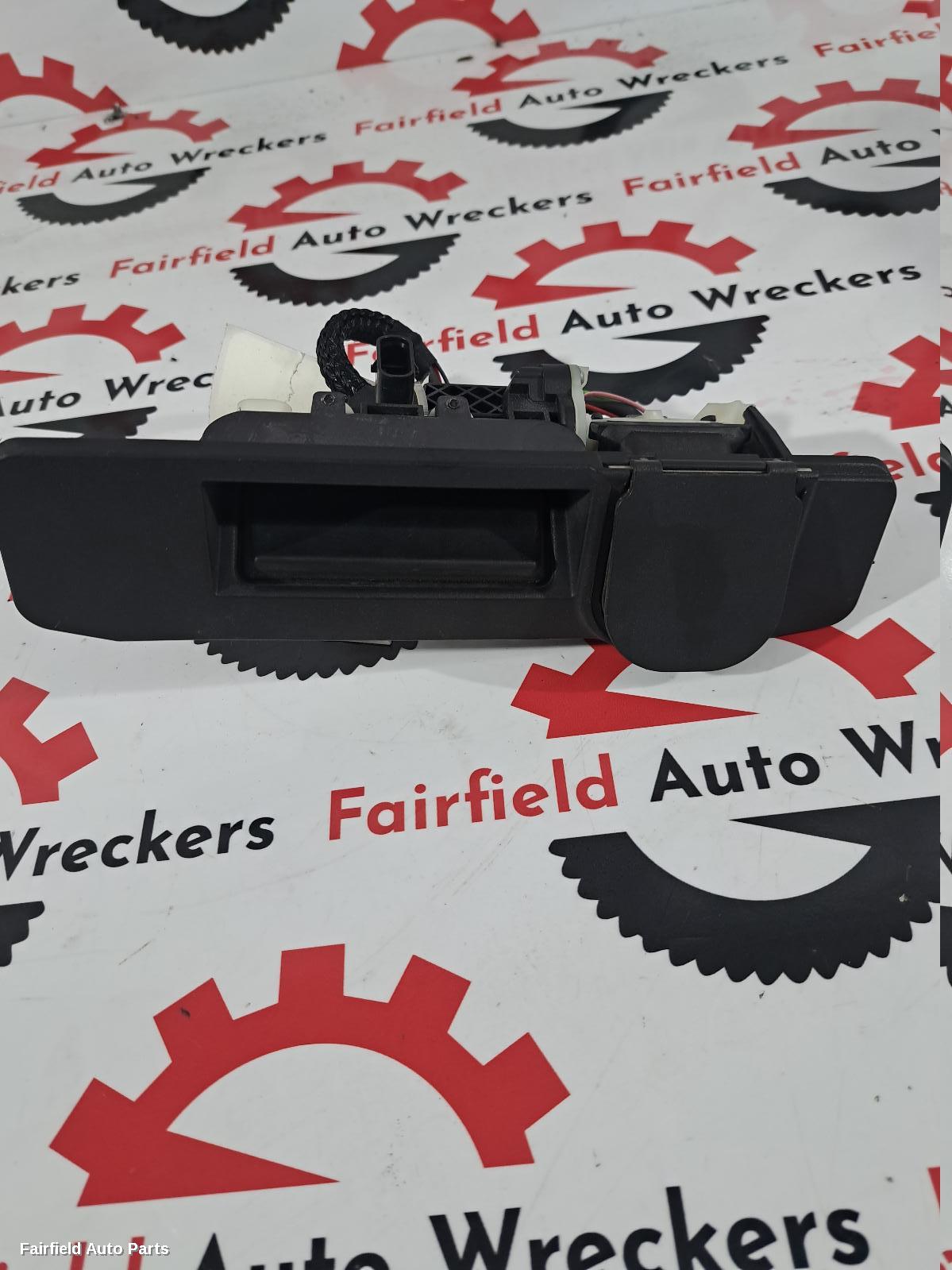 2012-2018 Mercedes A Class Tailgate Handle