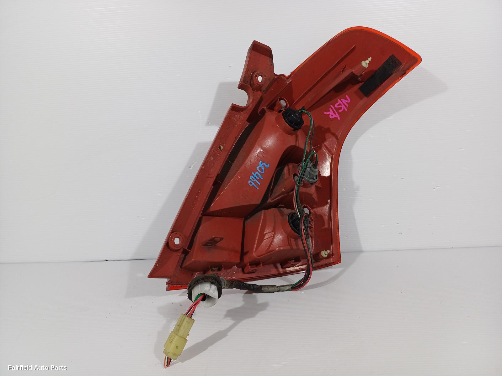 2004-2007 Suzuki Swift Left Taillight