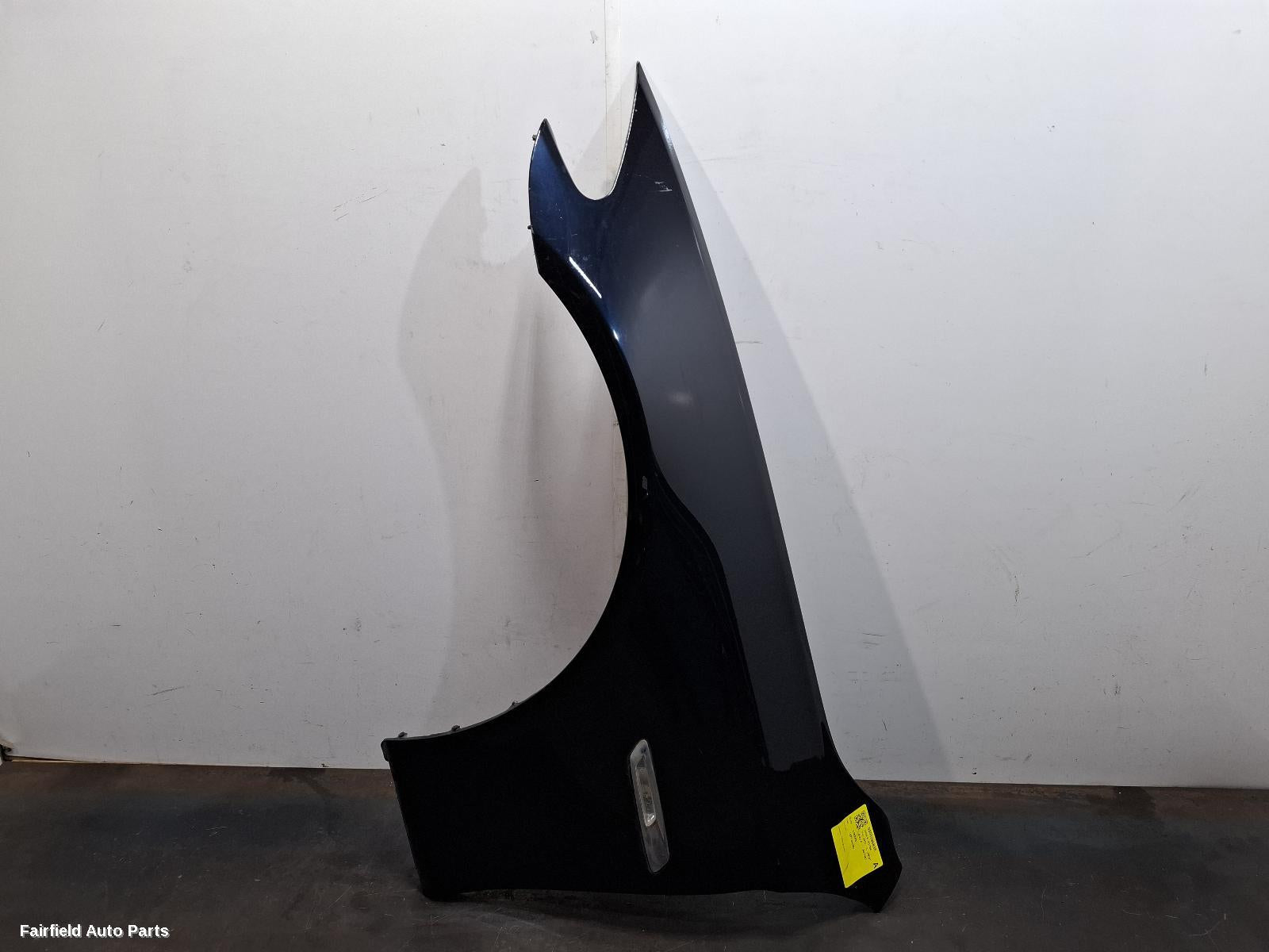 2010-2017 Bmw 5 Series Left Guard