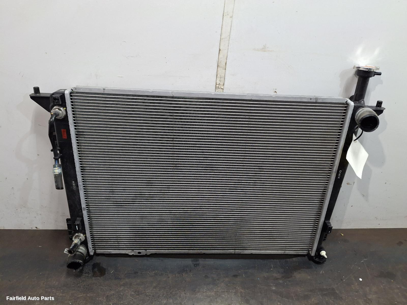 2014-2020 Kia Carnival/grand Carnival Radiator