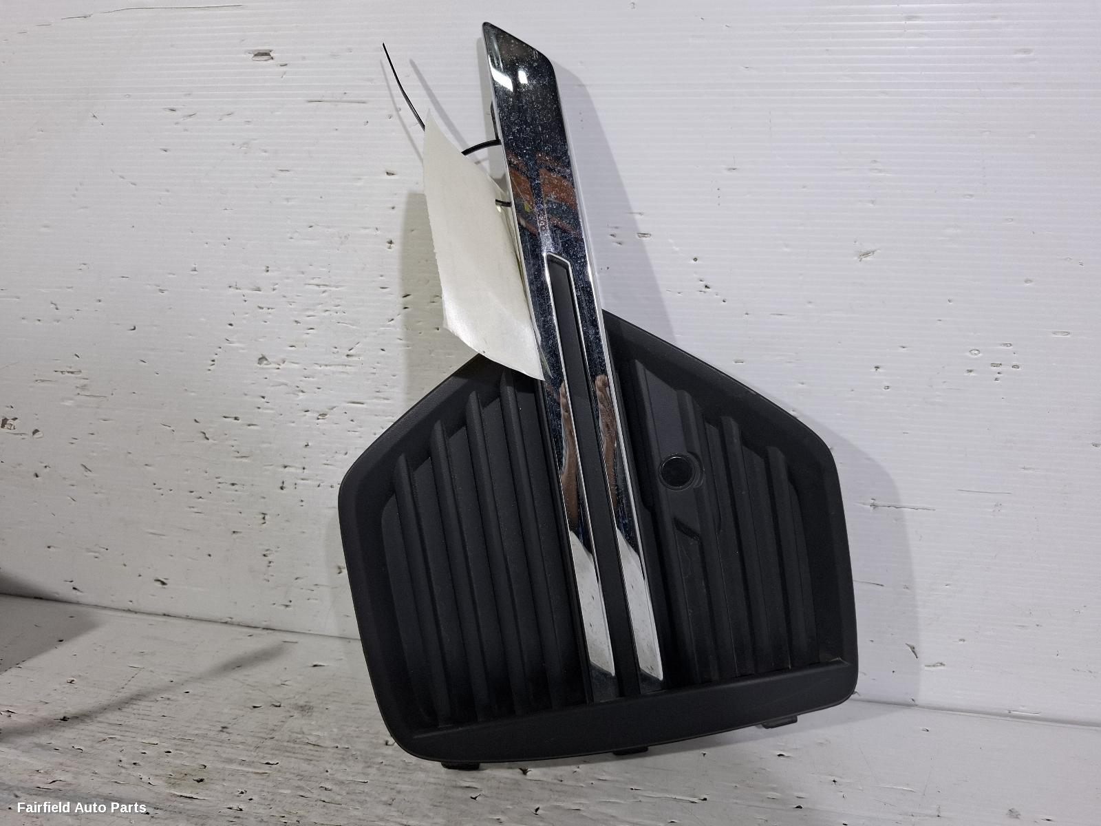2021-2025 Volvo Xc60 Grille