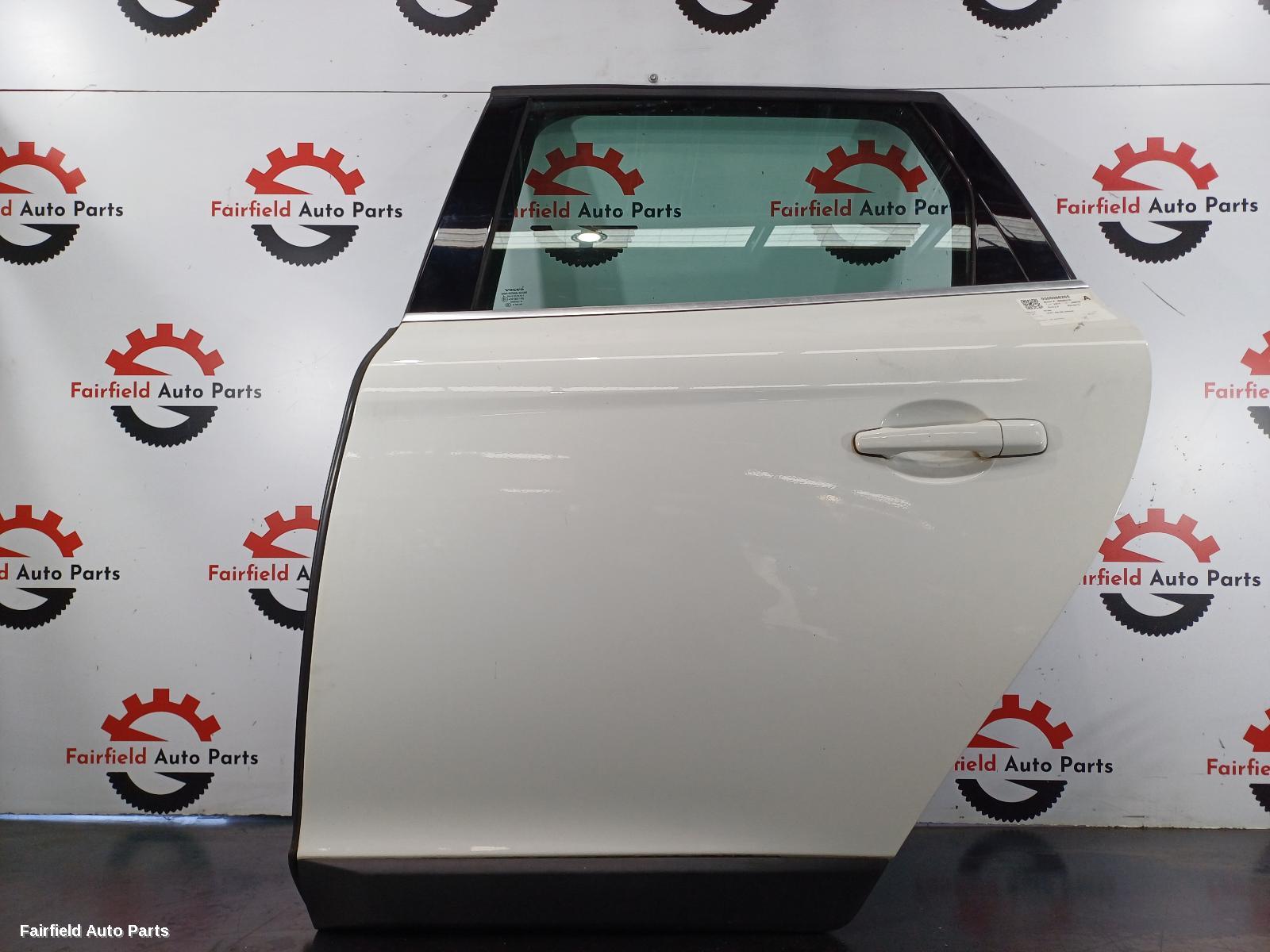 2009-2017 Volvo Xc60 Left Rear Door Sliding