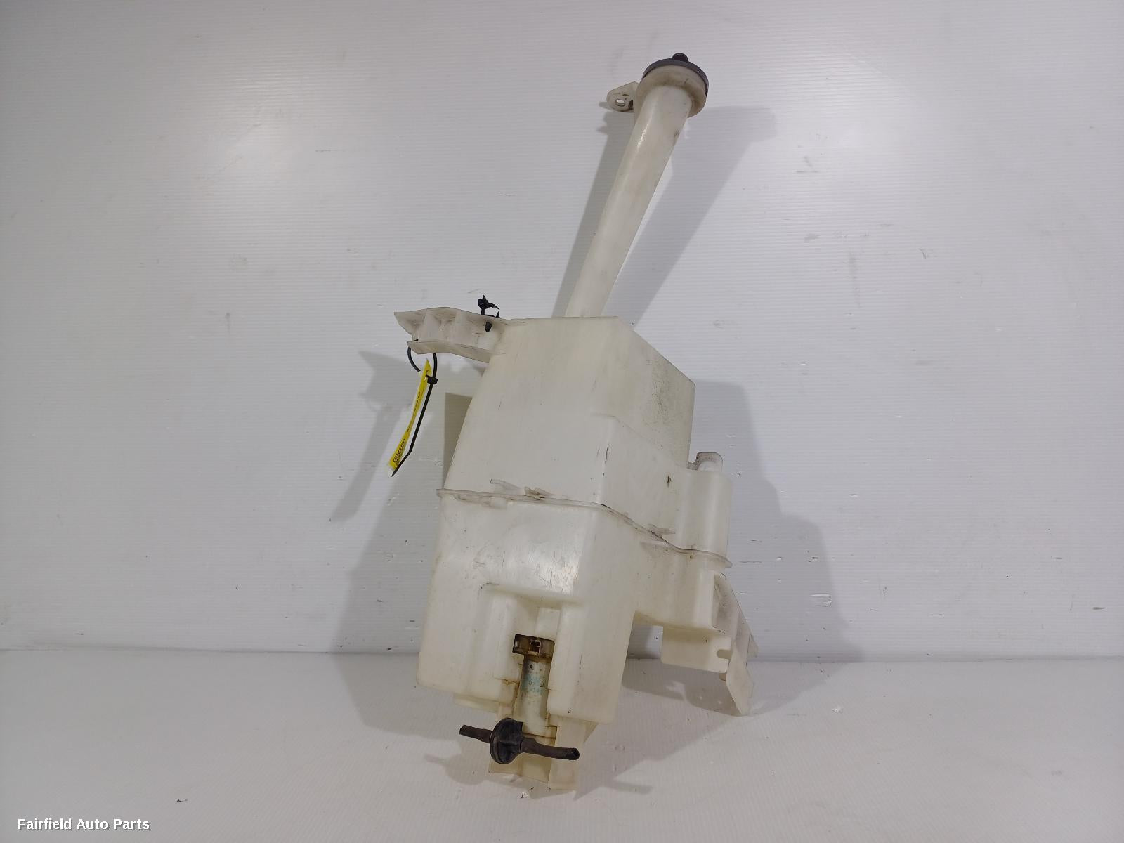2007-2013 Nissan Xtrail Washer Bottle
