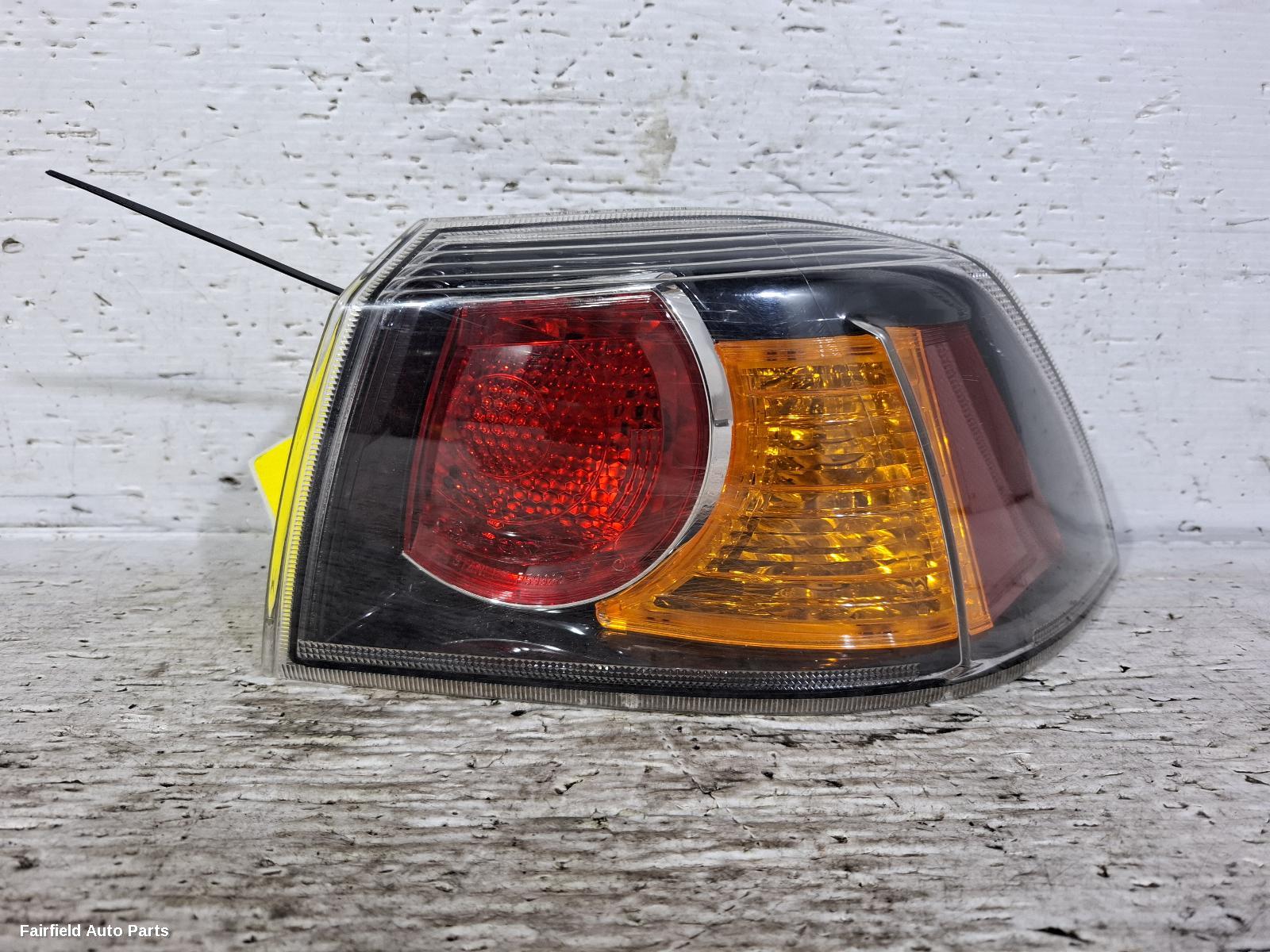 2007-2017 Mitsubishi Lancer Right Taillight