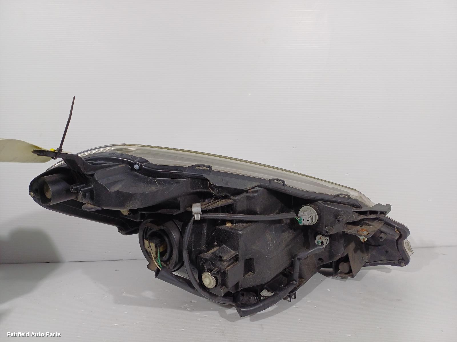 2014-2016 Toyota Yaris Left Headlamp