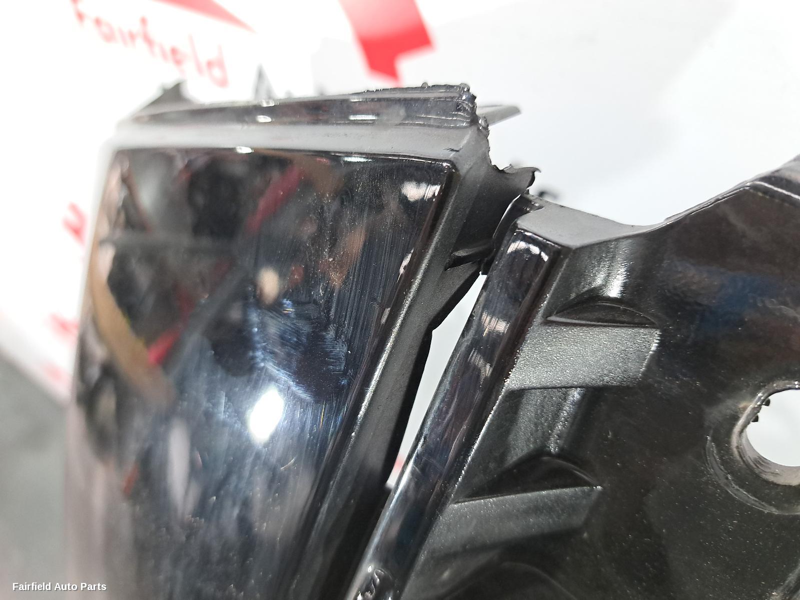 2001-2007 Nissan Xtrail Right Guard