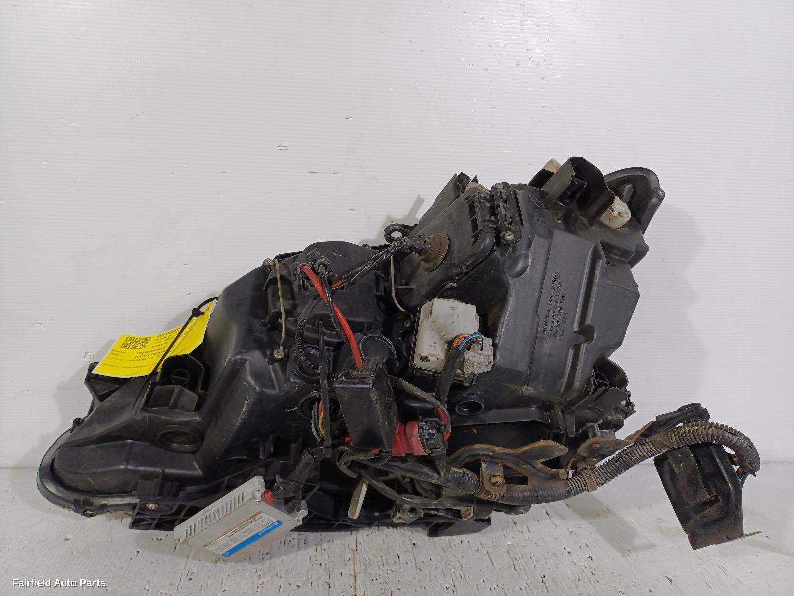 2005-2010 Lexus Is250/is250c Right Headlamp