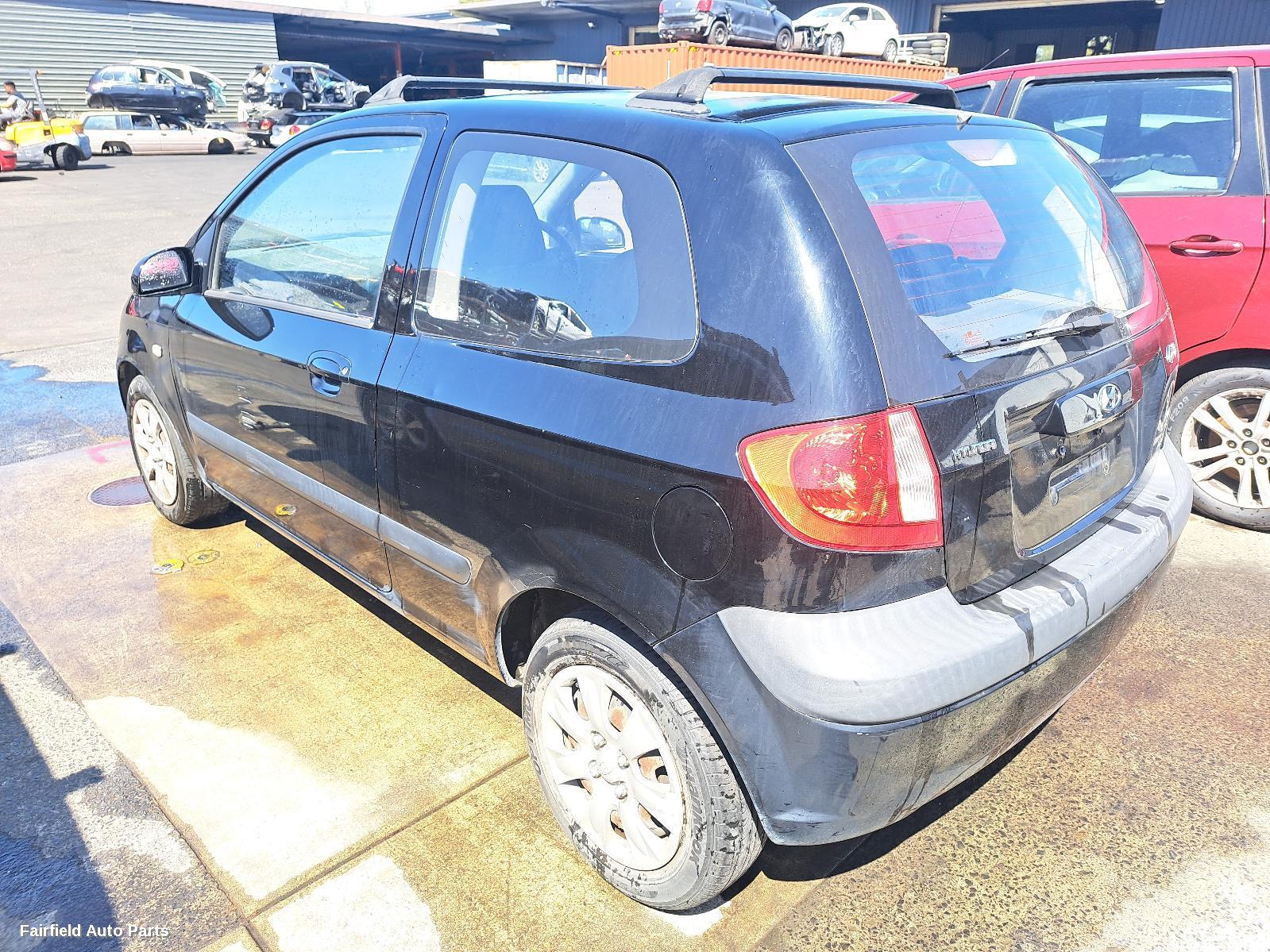 2002-2011 Hyundai Getz Left Front Door Window