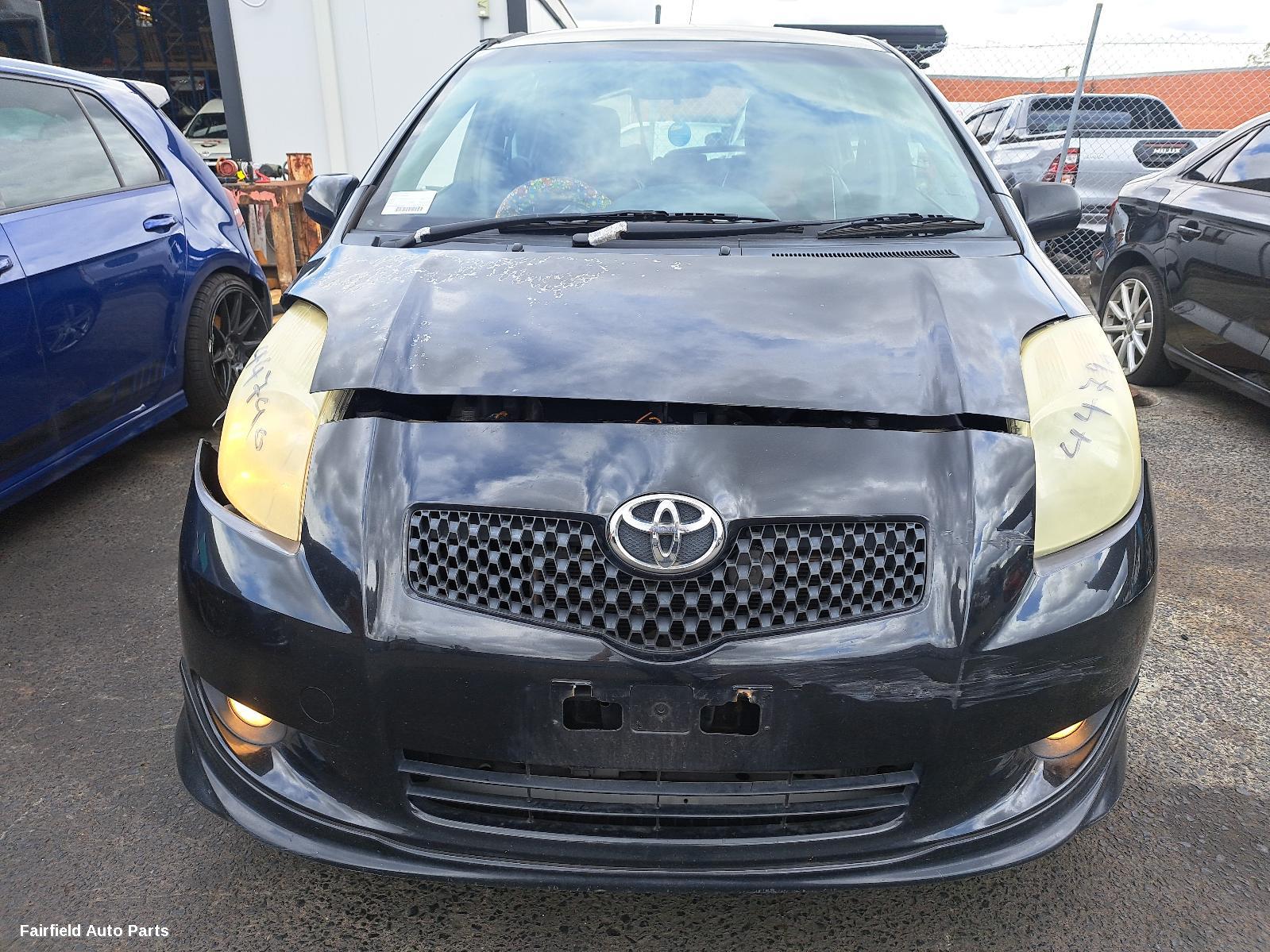 2005-2016 Toyota Yaris Glove Box