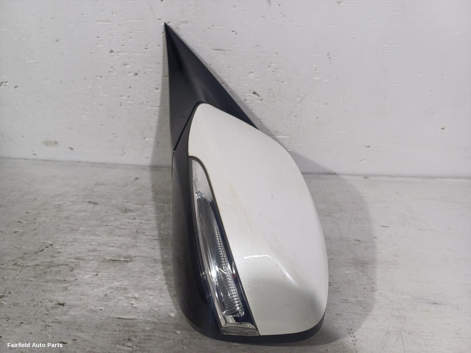 2011-2018 Hyundai Veloster Left Door Mirror