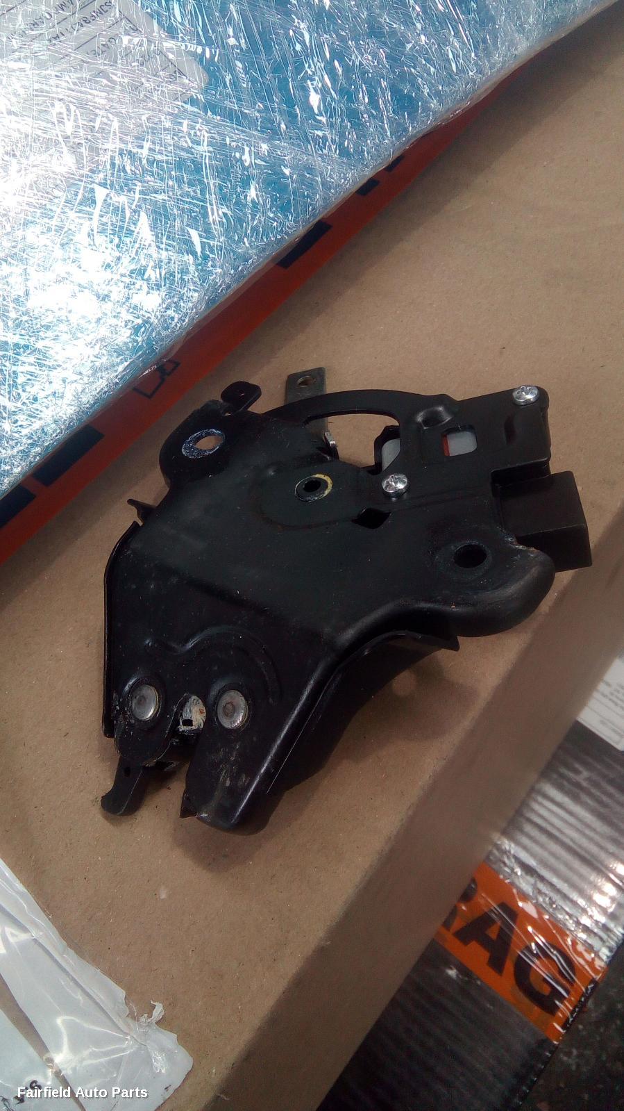 2009-2013 Mazda 3 Door Boot Gate Lock