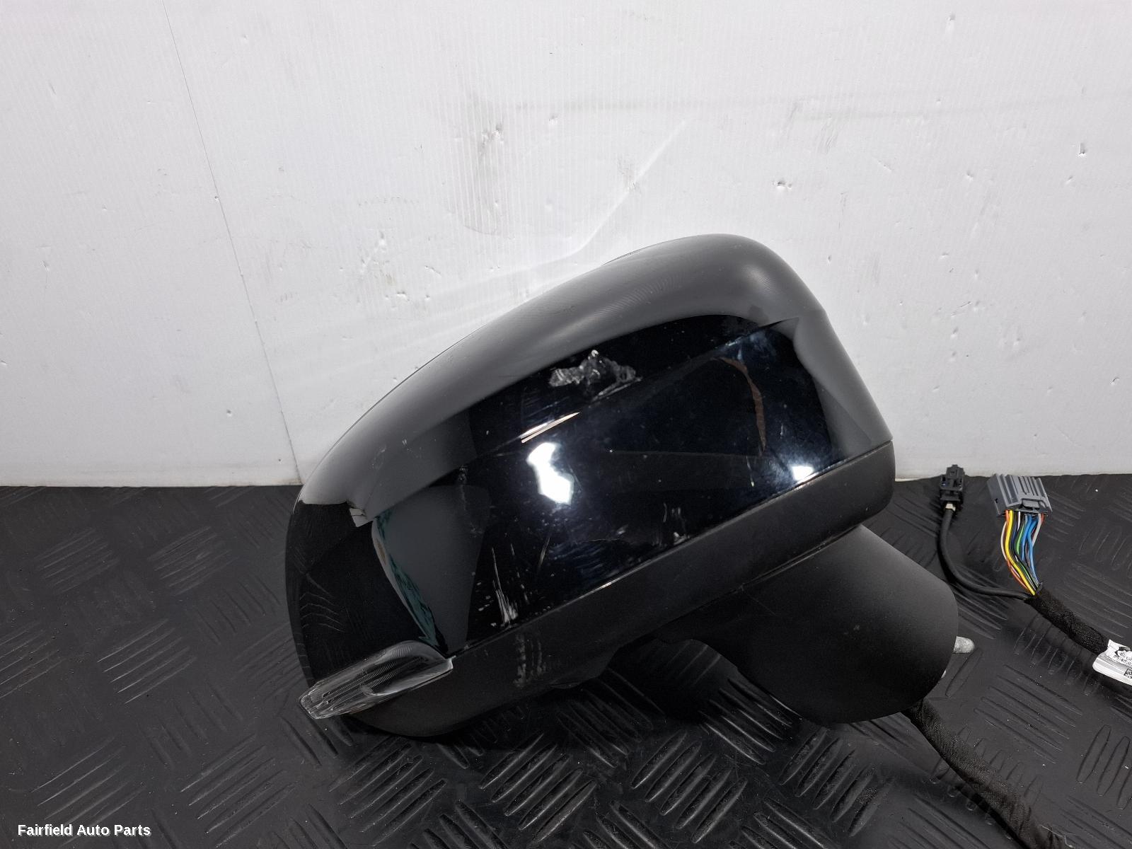 2015-2024 Volvo Xc90 Right Door Mirror