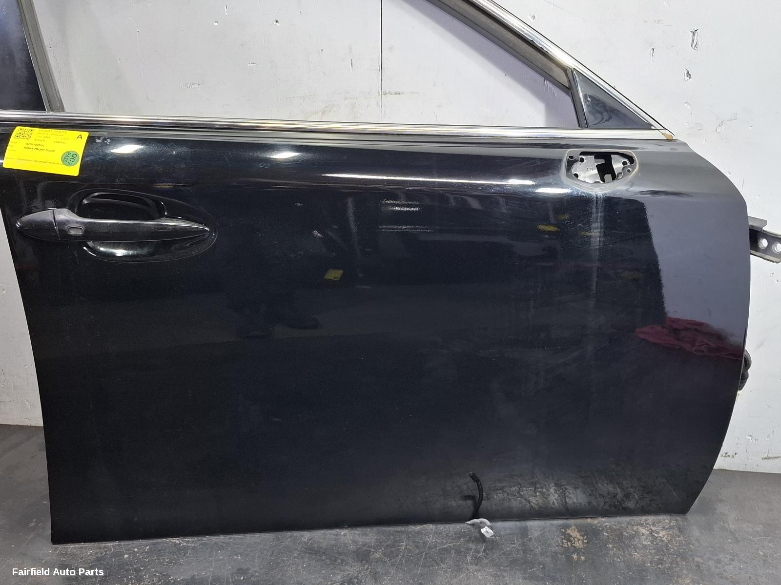 2005-2013 Lexus Is250/is250c Right Front Door