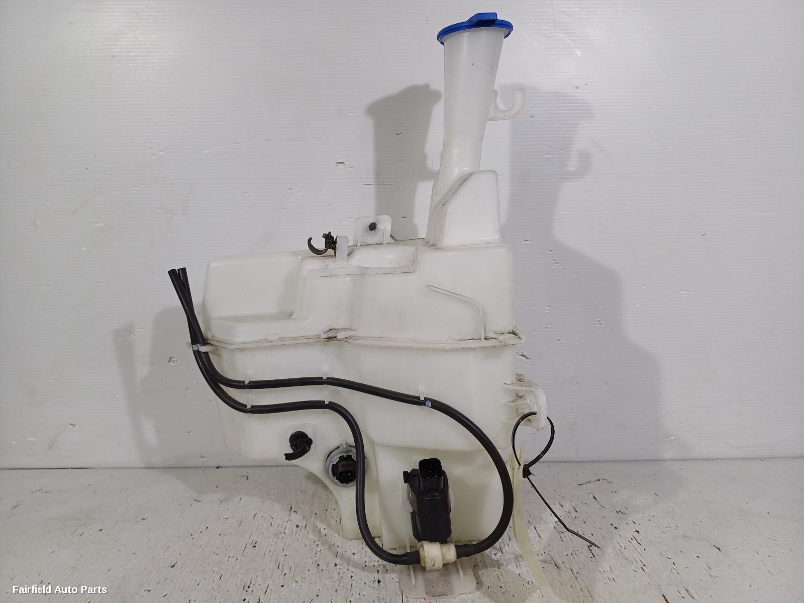 2017-2023 Hyundai I30 Washer Bottle