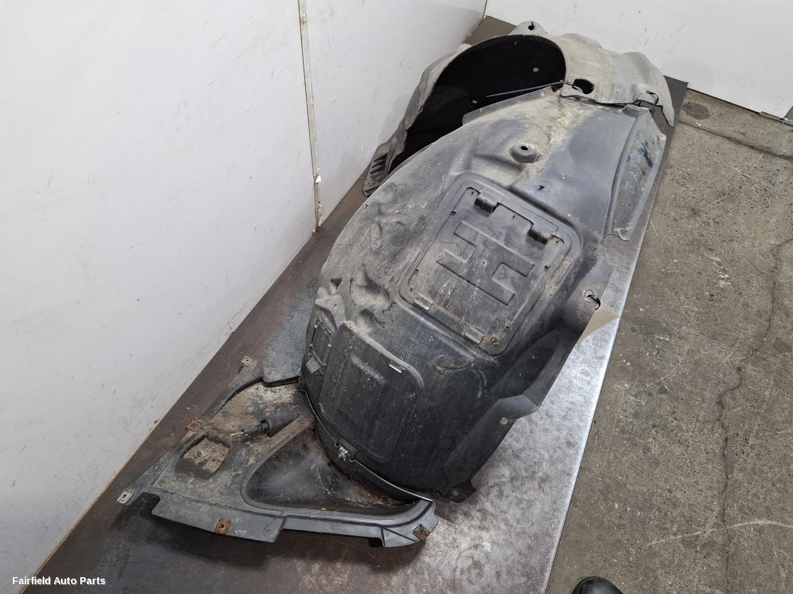 2011-2019 Bmw 3 Series Left Guard Liner