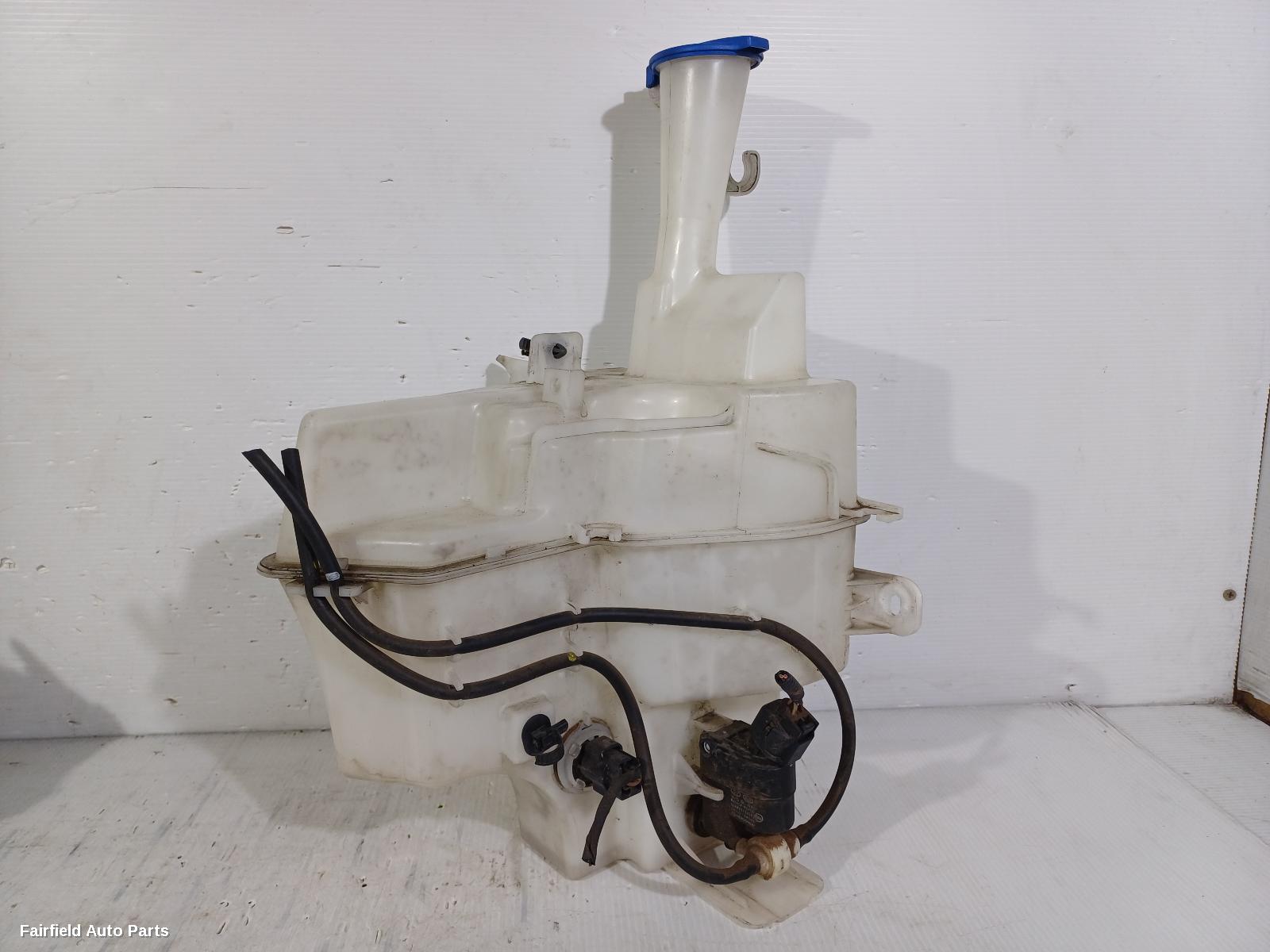 2017-2023 Hyundai I30 Washer Bottle
