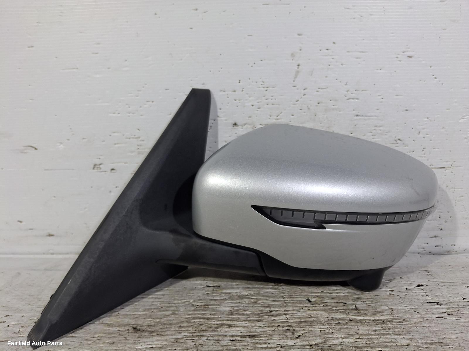 2016-2022 Nissan Serena Left Door Mirror