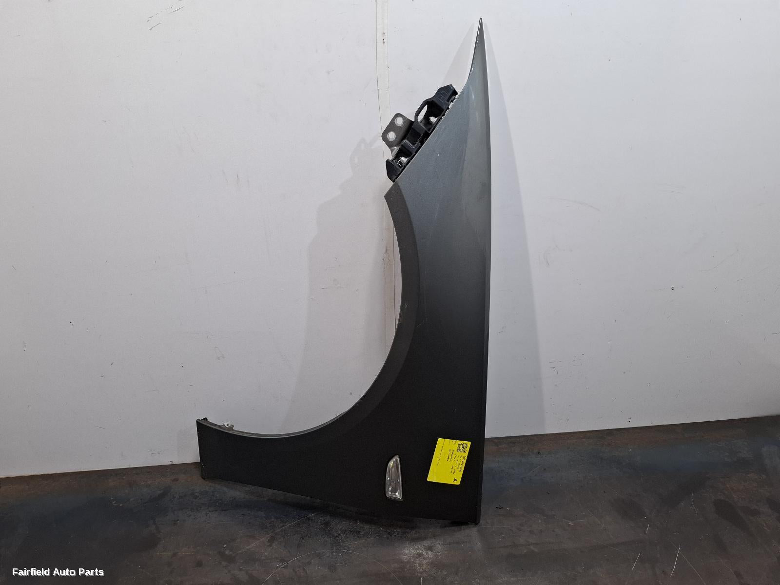 2017-2020 Holden Commodore Left Guard