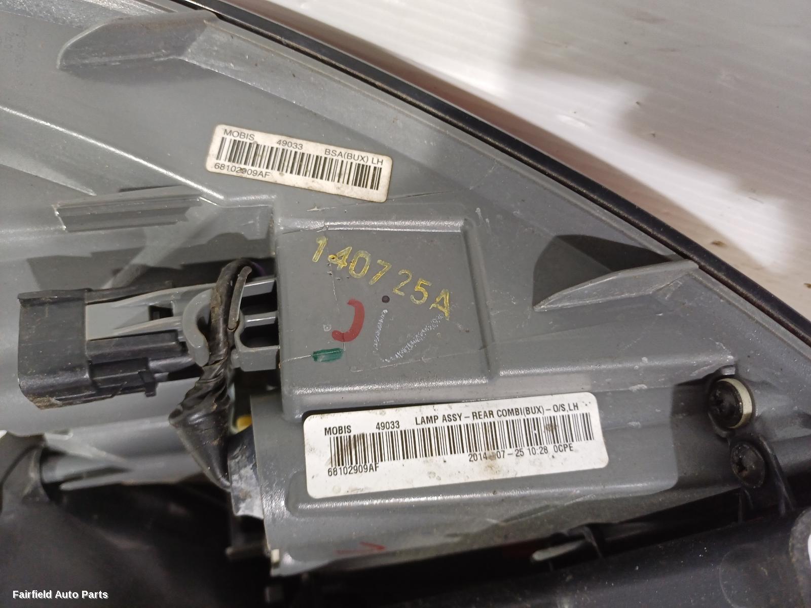 2014-2018 Jeep Cherokee Left Taillight