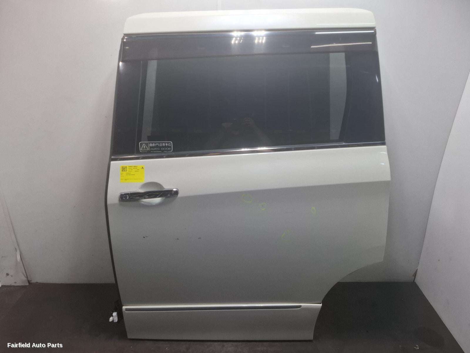2010-2020 Nissan Elgrand Left Rear Door Sliding