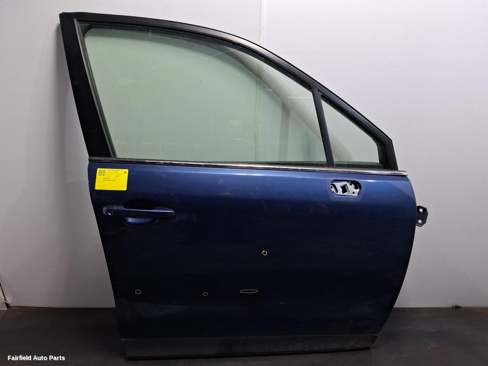 2012-2018 Subaru Forester Right Front Door