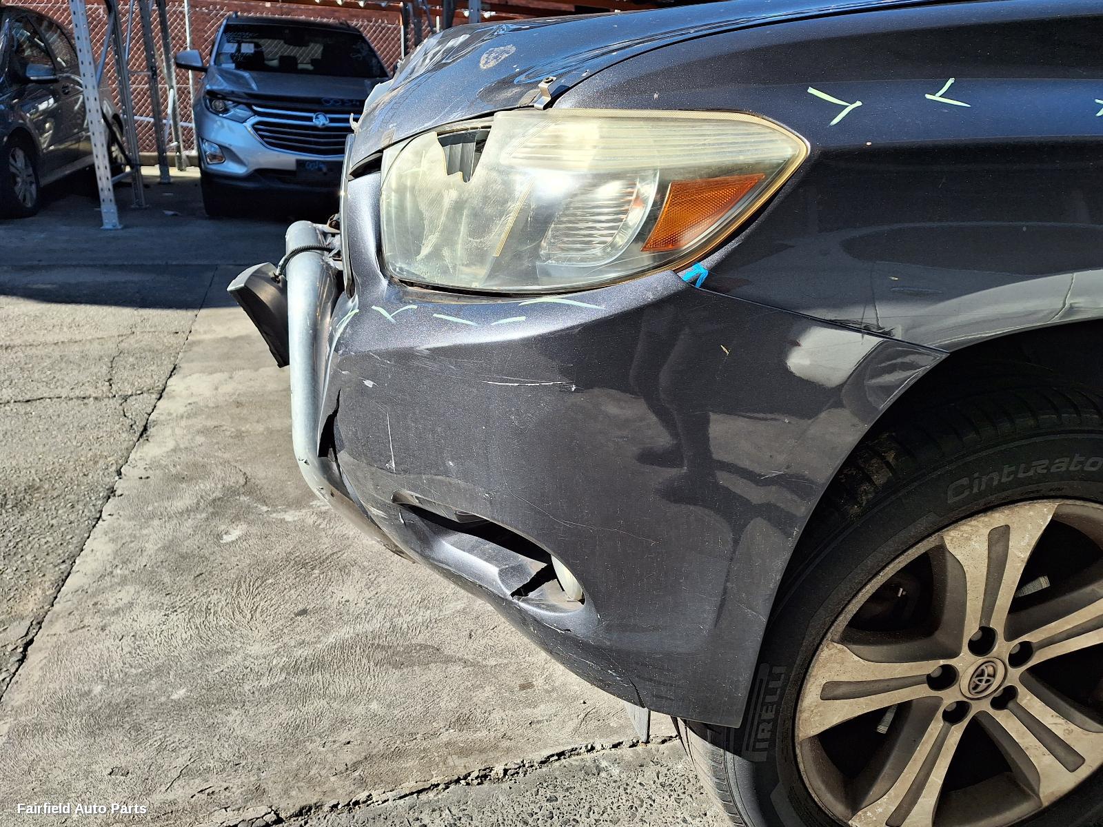2007-2010 Toyota Kluger Grille