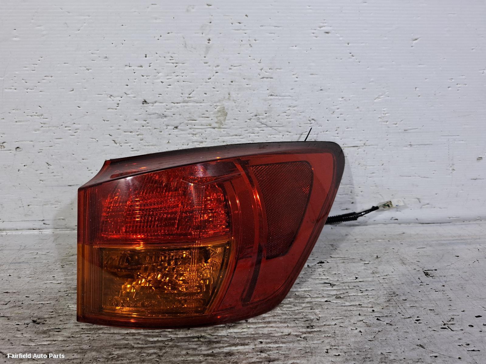 2008-2010 Lexus Is250/is250c Right Taillight