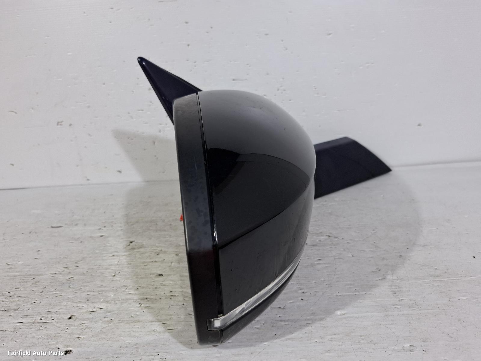 2016-2020 Land Rover Discovery Right Door Mirror