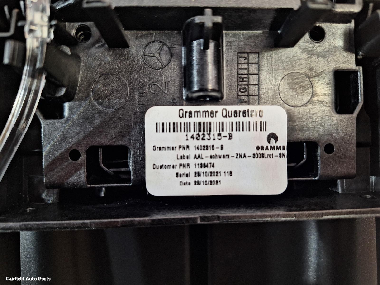 2019-2026 Mercedes Glb Class Console