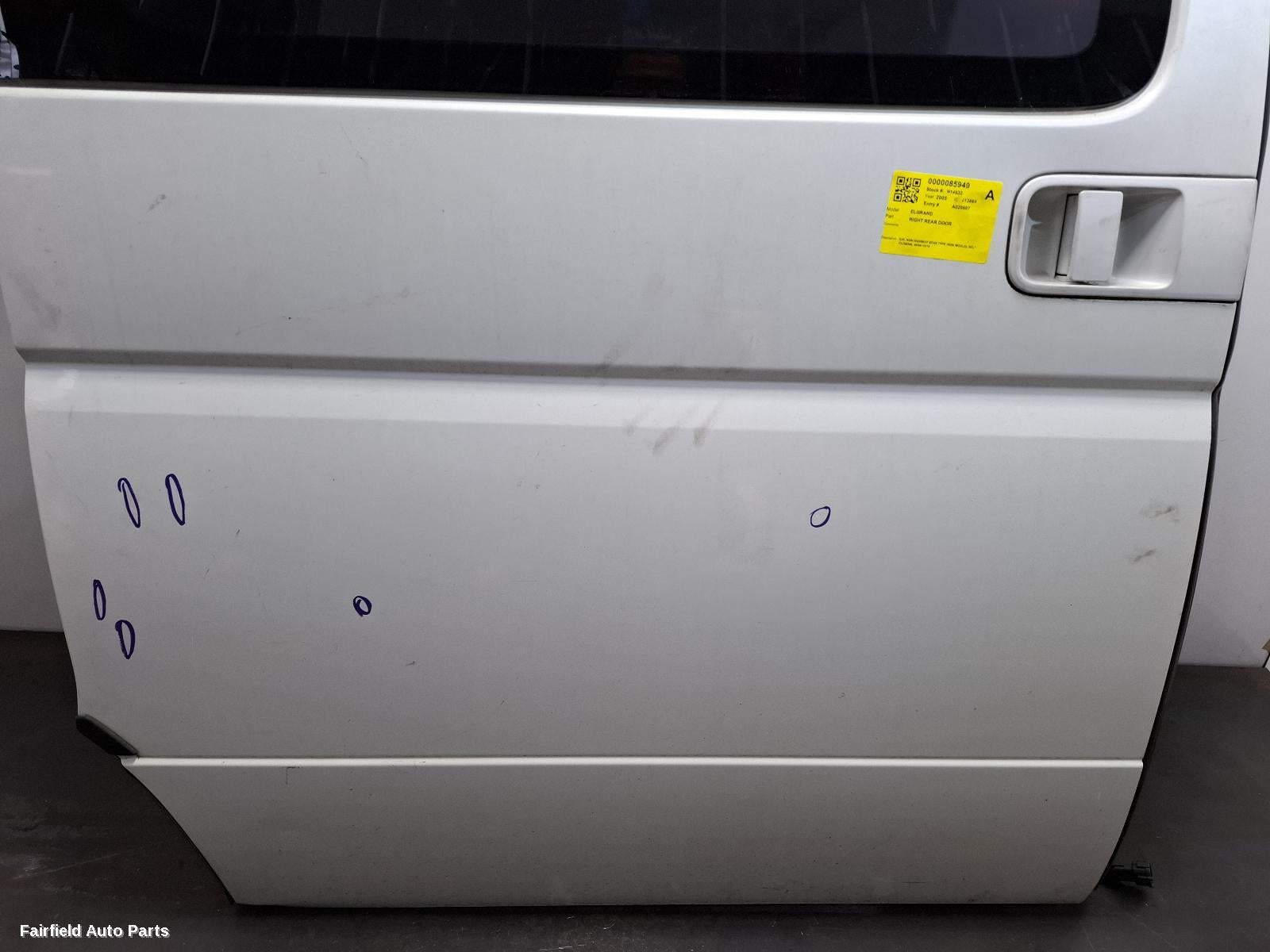 2004-2010 Nissan Elgrand Right Rear Door Sliding