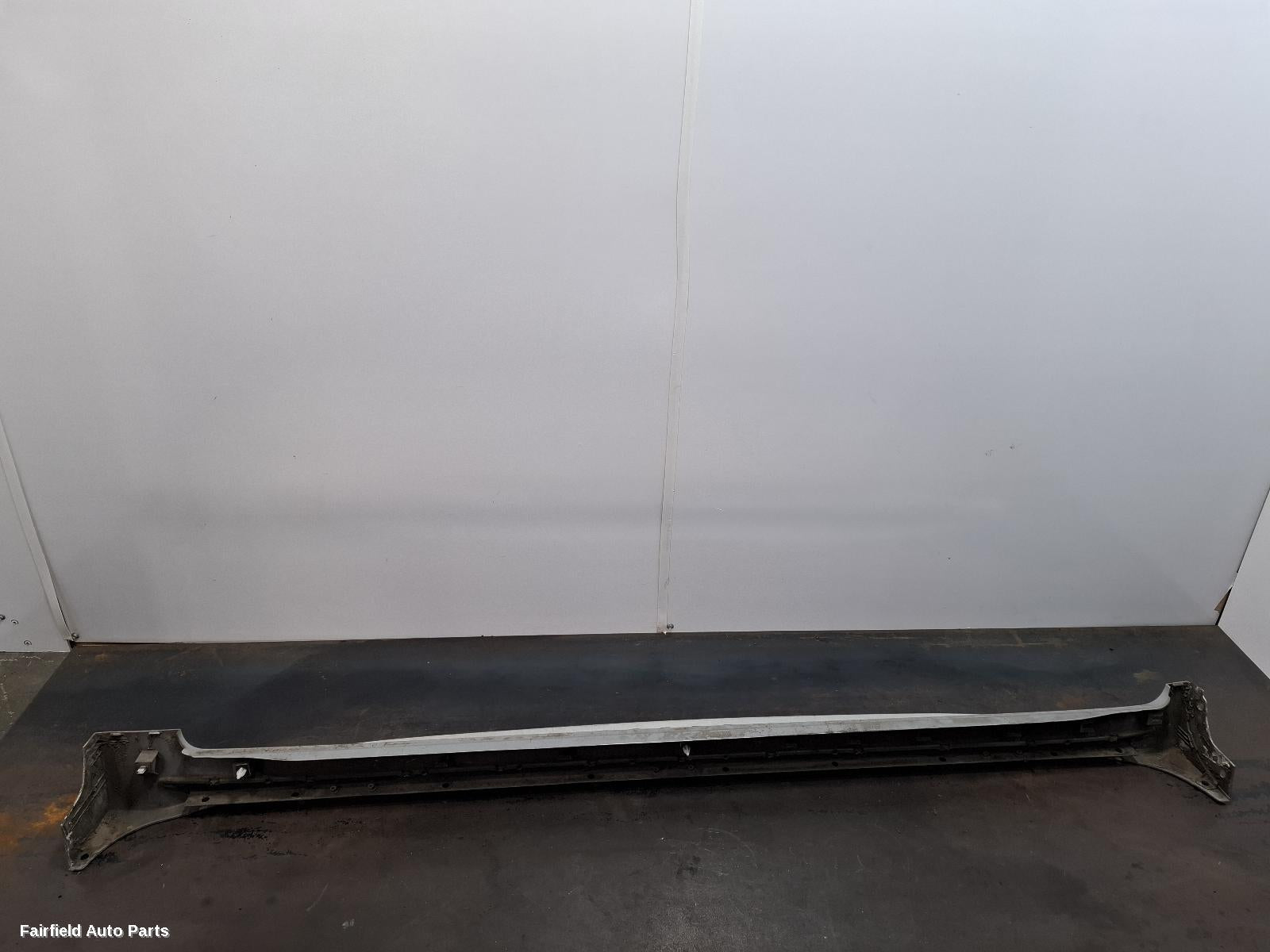 2014-2018 Holden Captiva Side Step Skirt