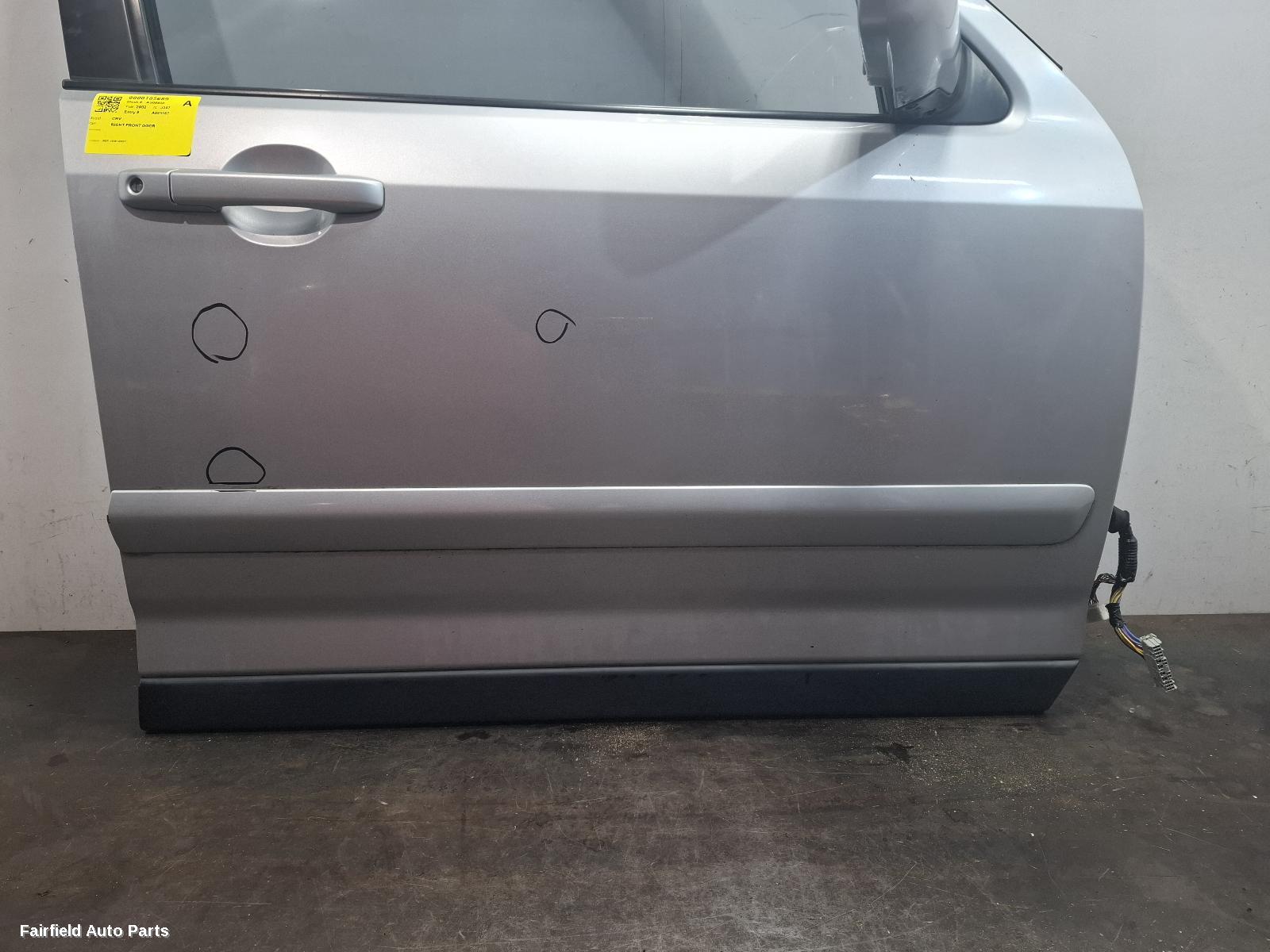2001-2007 Honda Crv Right Front Door
