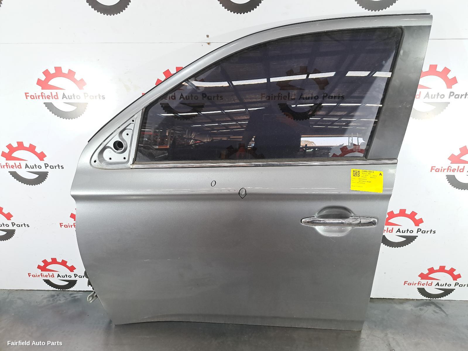 2012-2015 Mitsubishi Outlander Left Front Door