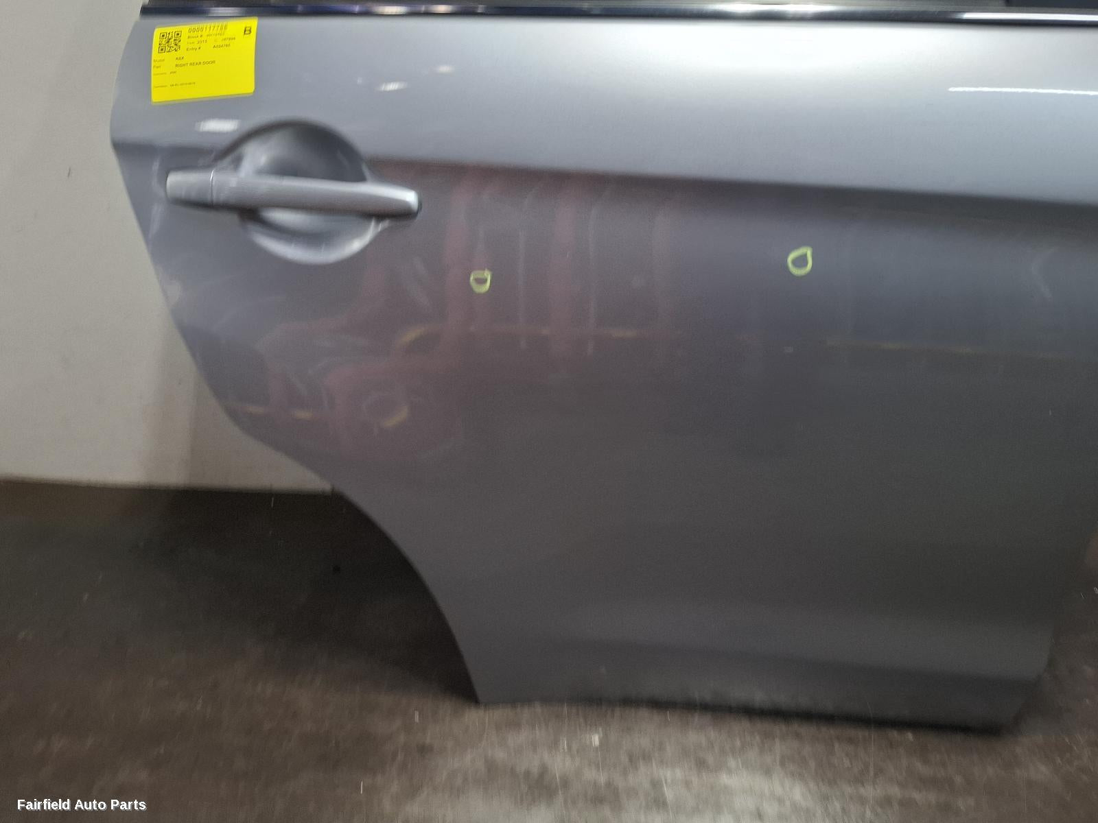 2010-2018 Mitsubishi Asx Right Rear Door Sliding
