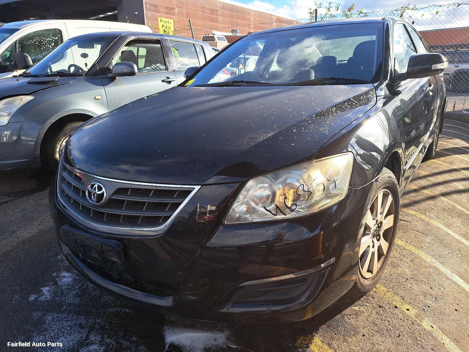 2006-2009 Toyota Aurion Right Front Door