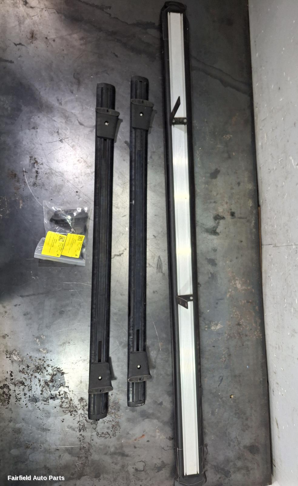 2011-2022 Volkswagen Amarok Roof Rack Bars