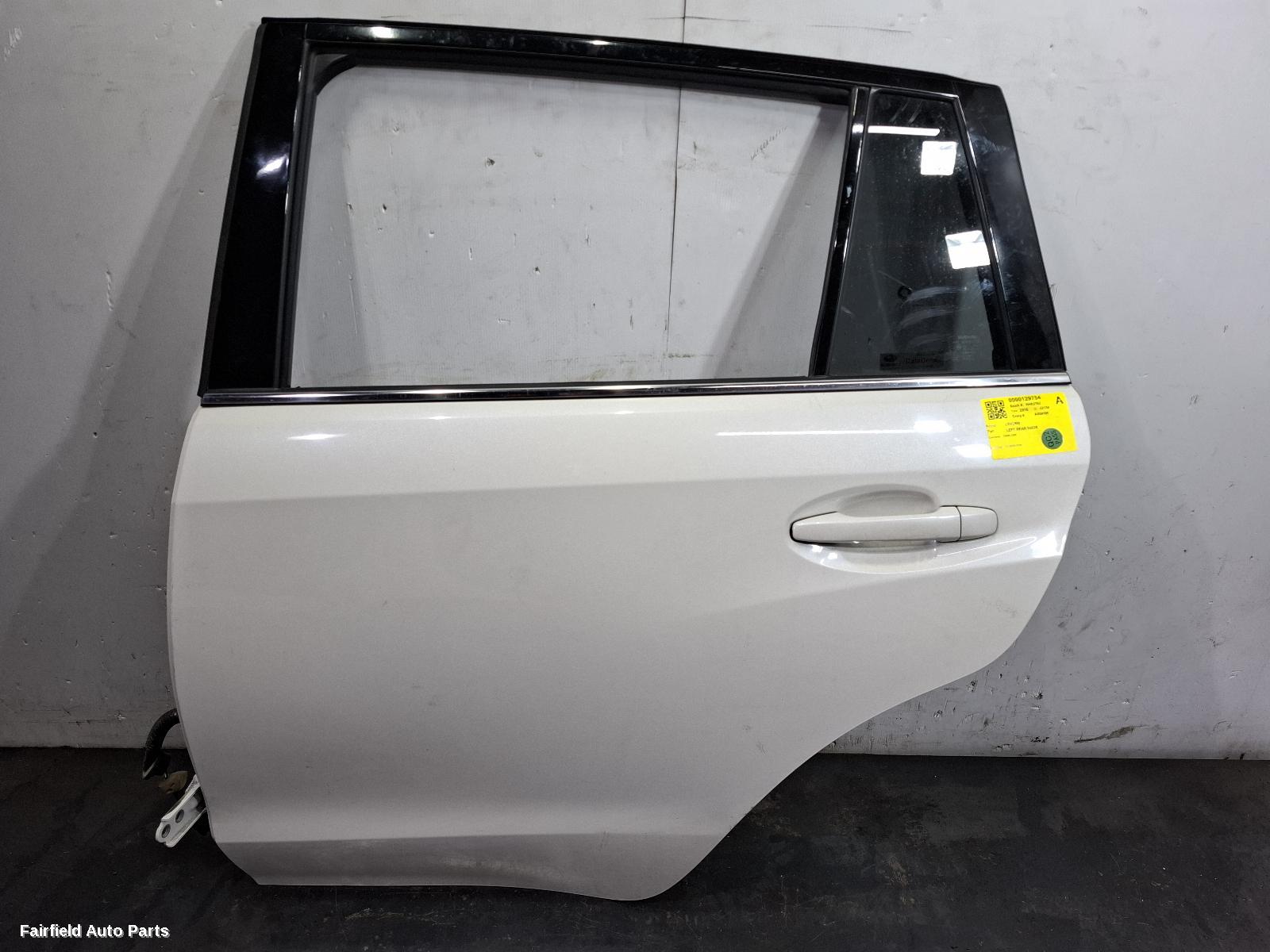 2016-2020 Subaru Levorg Left Rear Door Sliding