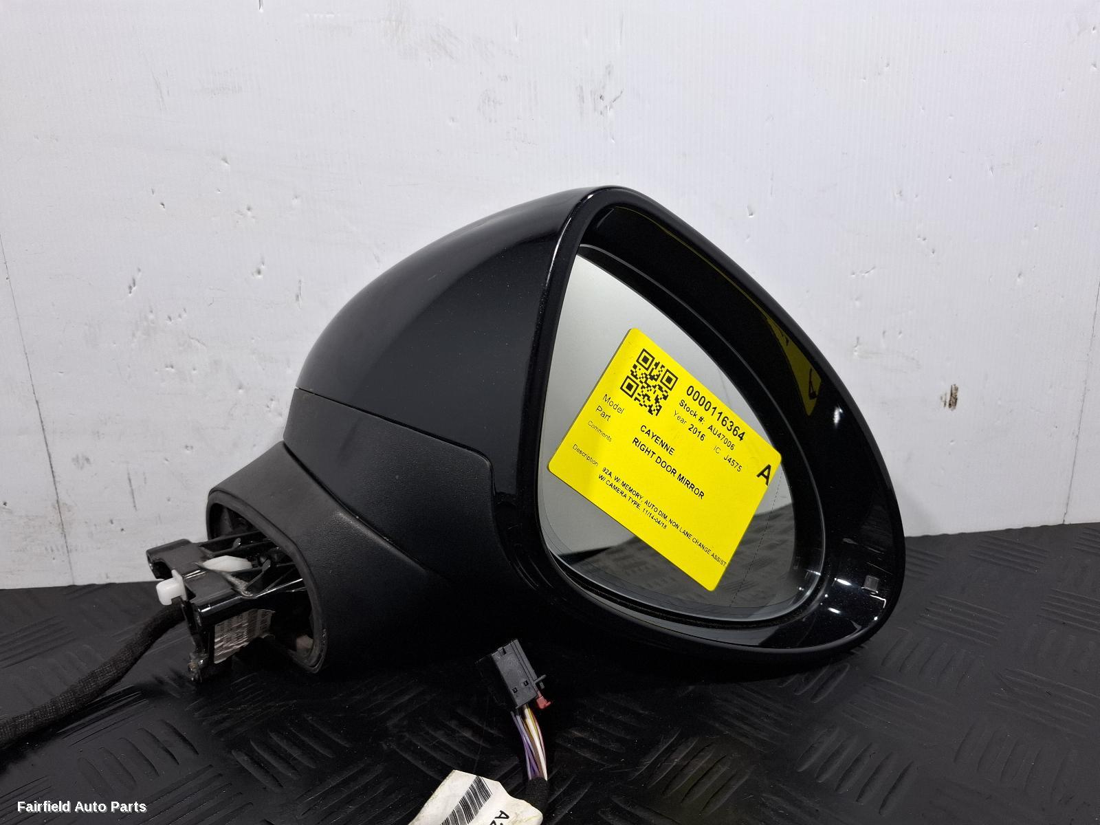 2014-2018 Porsche Cayenne Right Door Mirror