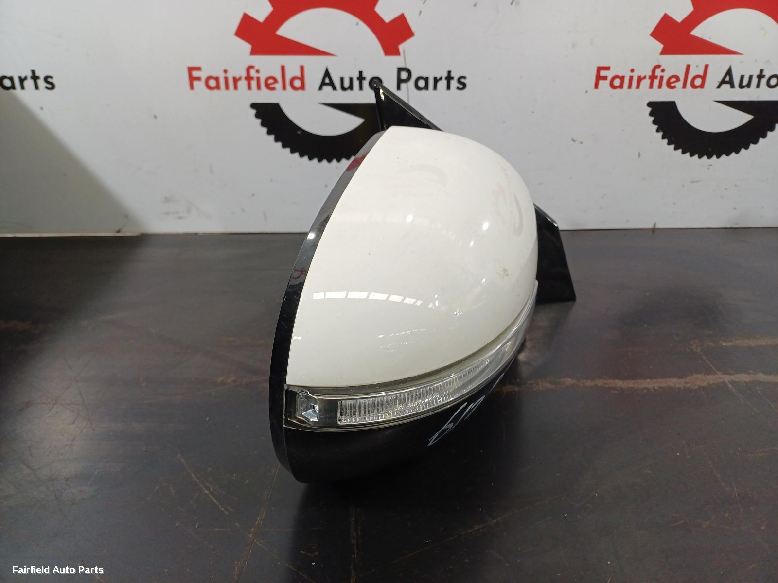 2017-2020 Kia Sorento Right Door Mirror