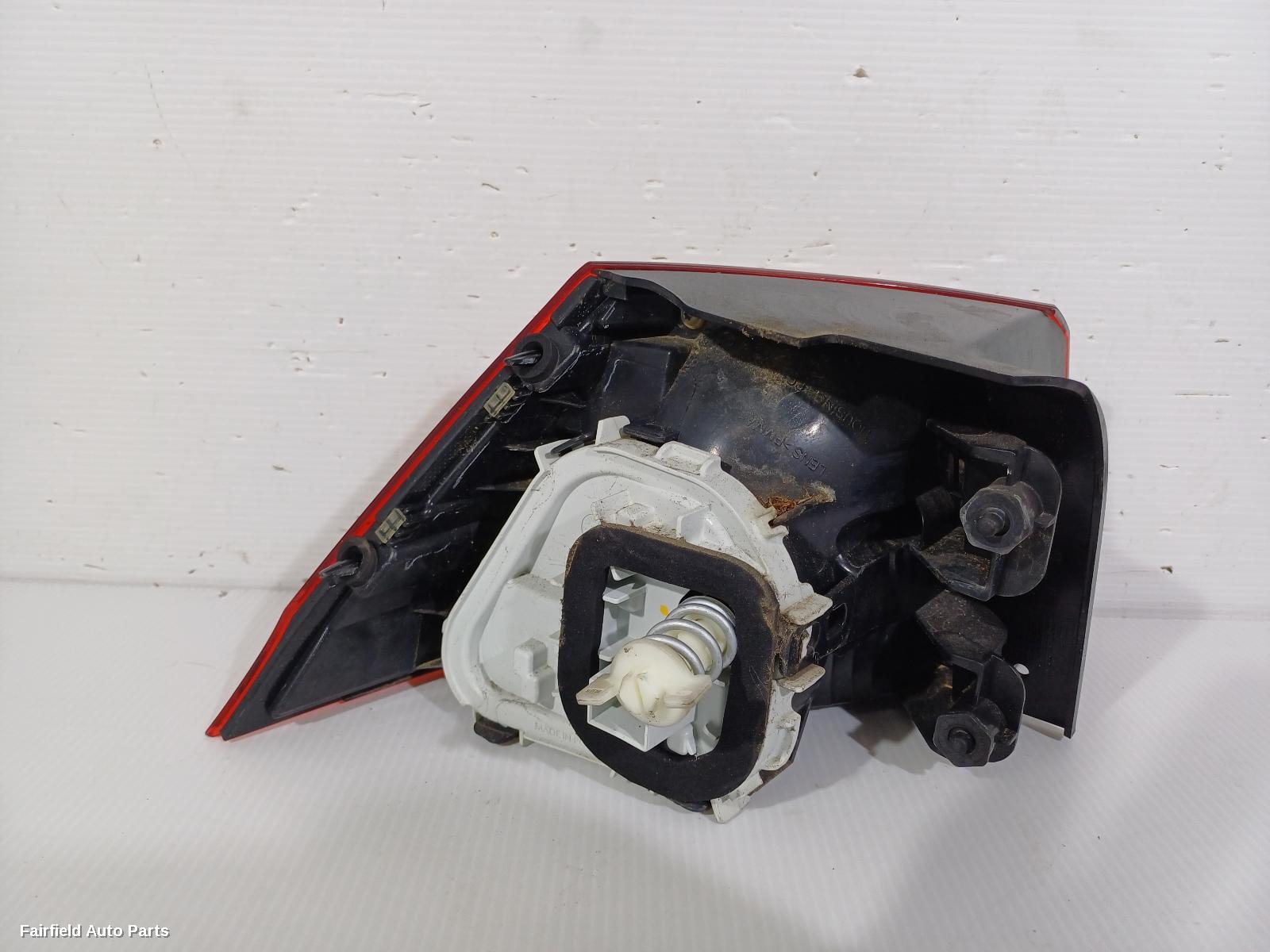 2015-2017 Volkswagen Golf Right Taillight