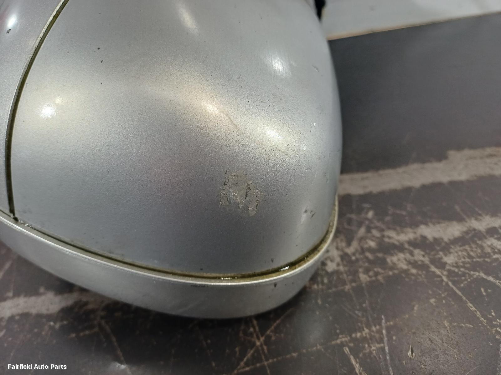 2003-2006 Porsche Cayenne Right Door Mirror