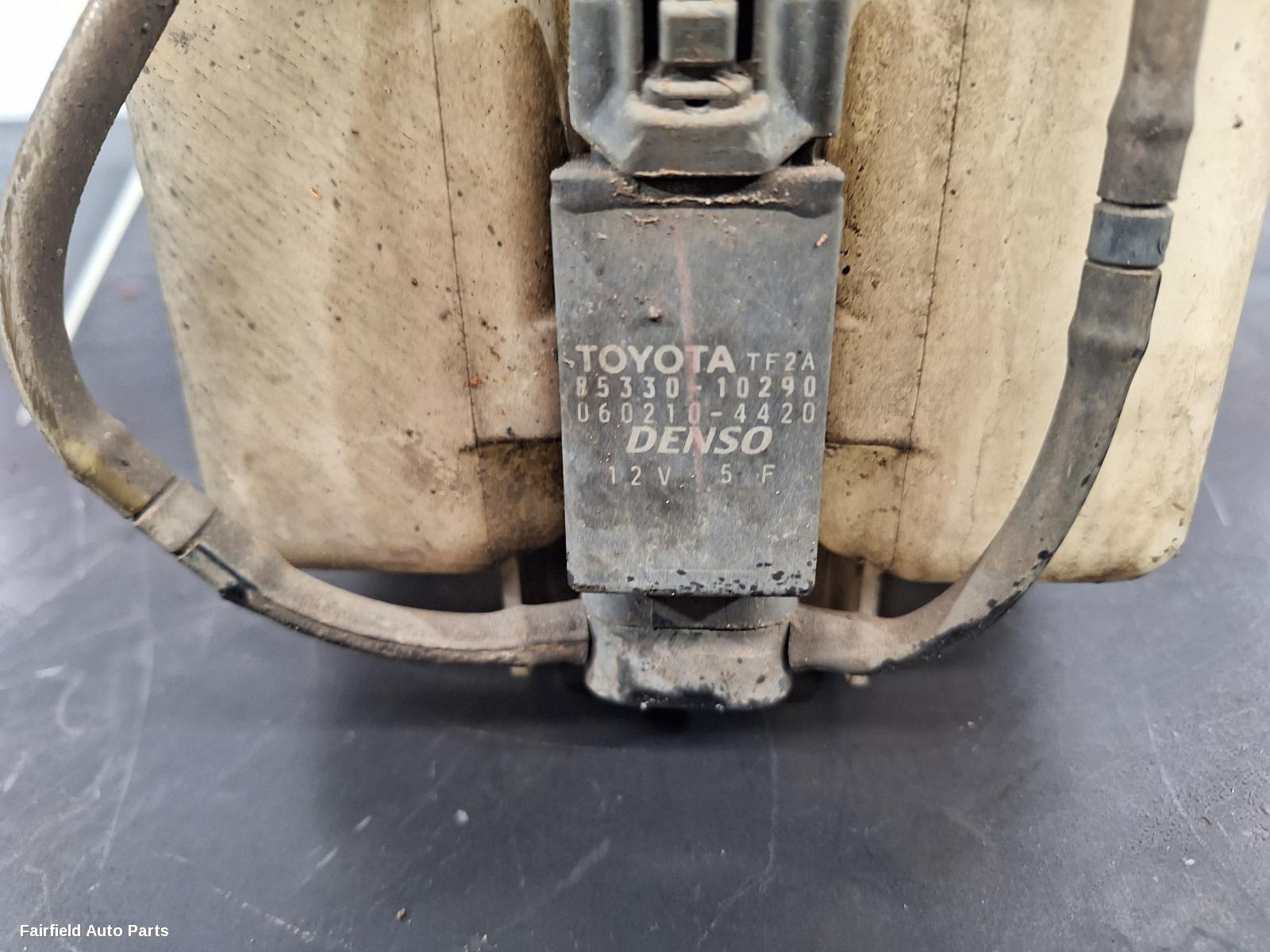 2001-2007 Toyota Corolla Washer Bottle