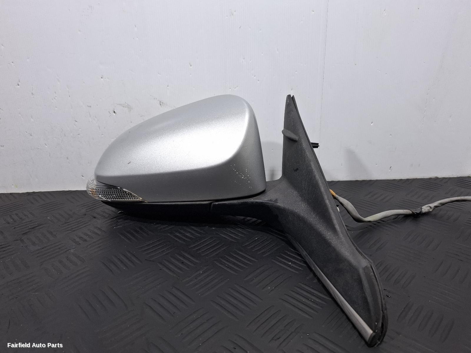 2015-2017 Toyota Camry Right Door Mirror