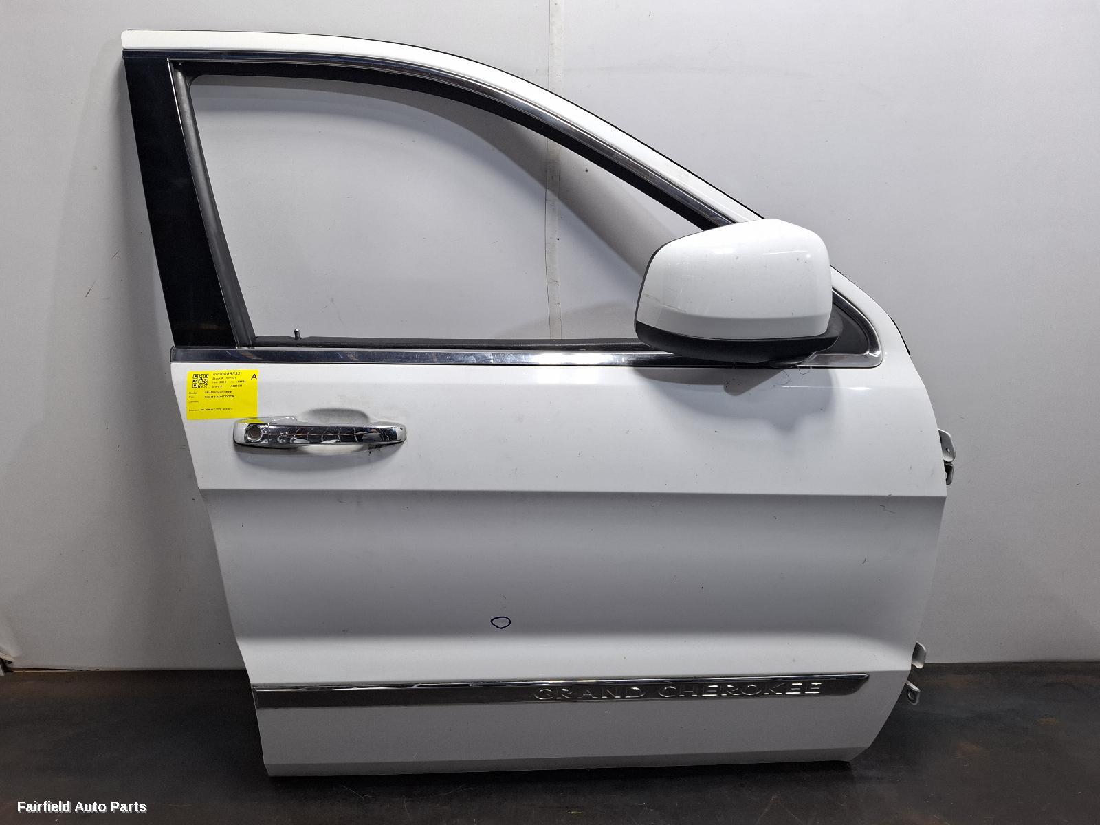 2010-2013 Jeep Grandcherokee Right Front Door