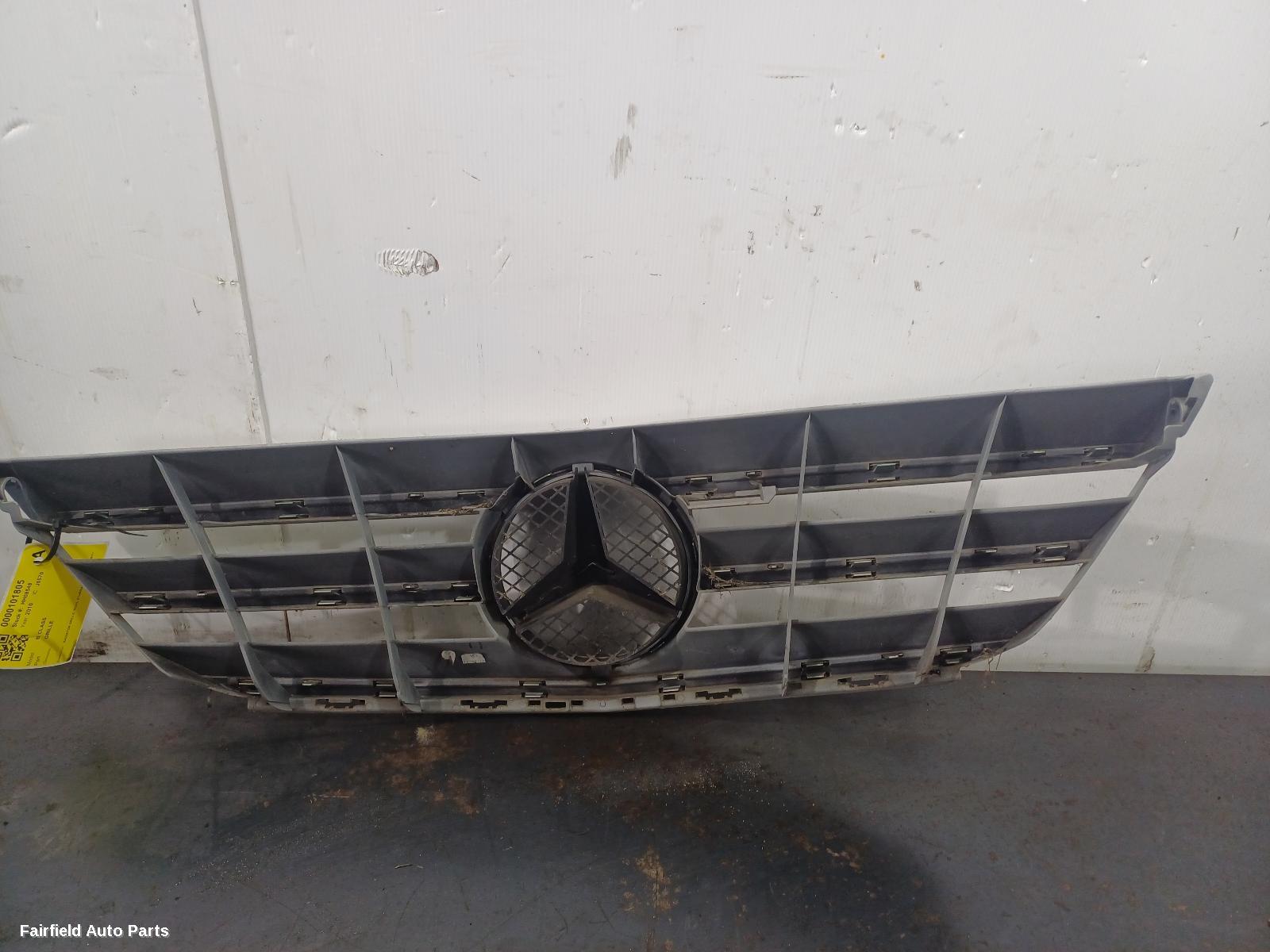 2008-2011 Mercedes B Class Grille