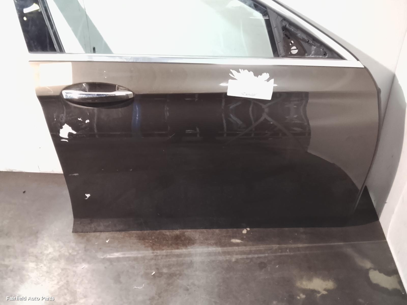 2016-2023 Mercedes E Class Right Front Door
