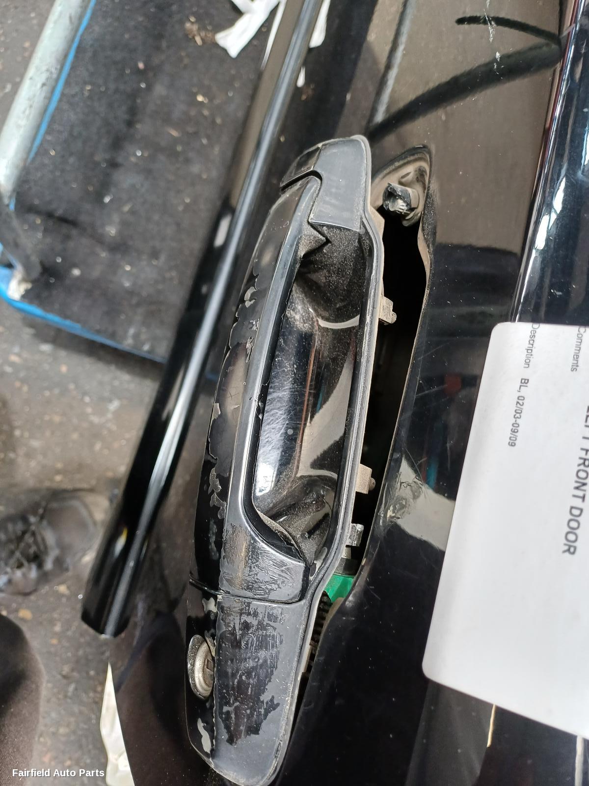 2003-2009 Kia Sorento Left Front Door